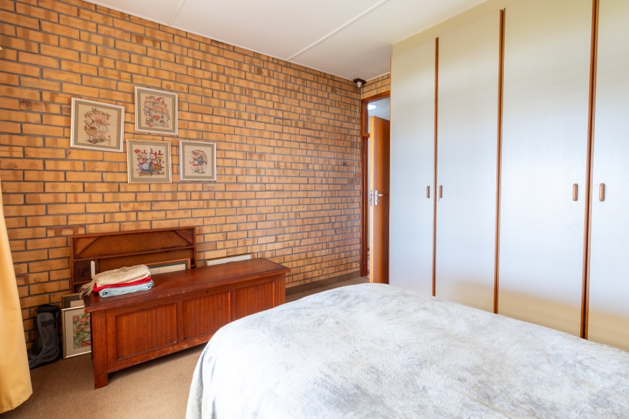 3 Bedroom Property for Sale in Van Riebeeckstrand Western Cape